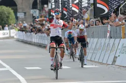 Ook zonder Pogacar heeft UAE met onder meer Sjoerd Bax alle kans op de winst in Parijs-Roubaix
