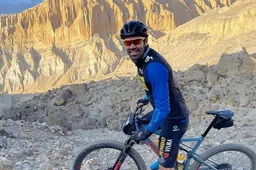 Tom Dumoulin openhartig: 'Had Girowinst niet willen missen, maar het heeft de druk enorm verhoogd'