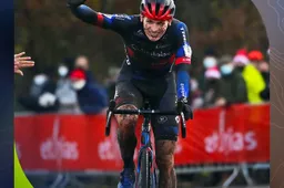 Terwijl broer Toon Aerts slechts nieuws krijgt, tekent Thijs bij Intermarché: 'Grote en interessante stap'