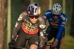 Van der Poel en Van Aert zorgen voor korter veldritseizoen: 'Allang blij dat ze überhaupt nog crossen'