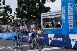 Loes Adegeest, die in 2021 nog 'werkloos' was, triomfeert in Cadel Evans Great Ocean Race