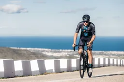 Van Uden gaat voor eigen kans in Milaan-Turijn: 'Staan met sterke lead-out aan de start'