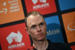 Froome ziet verjonging van peloton als probleem, wil snelheid verminderen: 'Ze gaan harder en nemen meer risico'