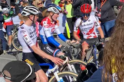 Oudere dames 'niet hopeloos' door Van Empel, Pieterse en Van Anrooij: 'Wij reden bij vereniging, zij bij groot team'