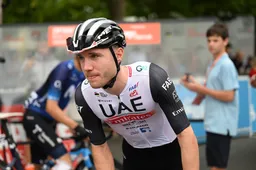 Hirschi slaat dubbelslag in derde etappe Ronde van Hongarije: 'Kon in eerste instantie alleen volgen'