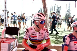 Evenepoel en co zagen zege in ploegentijdrit UAE Tour niet aankomen: 'Focus lag op tijd pakken'