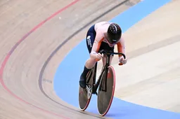 Hetty van der Wouw pakt knap EK-brons op vijfhonderd meter tijdrit