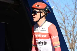 Pedersen had alle moeite met versnellingen Van Aert en Van der Poel: 'Het was gewoon volgen, volgen, volgen'