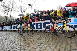 Nys lovend, maar De Vries en Merckx snappen Van Aert niet: 'Laat hiermee zien dat kritiek hem dus wél kan schelen'