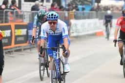 Groenewegen gaat Matthews niet vervangen in Milaan-Sanremo: 'Koers is te lastig voor mij'