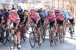 Vaughters maakt gehakt van door EF Education gesponsorde vrouwenploeg: staf en rensters op straat