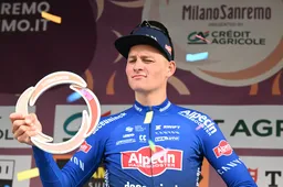 'Dit is een speciale': Il Fenomeno Van der Poel dolgelukkig na zege in Milaan-Sanremo