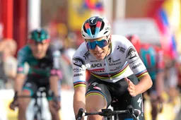 Evenepoel doet vertrouwen op in bergrit: 'Het is de eerste keer dat ik dat kan op hoogte'