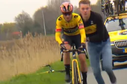 Marianne Vos hoefde Jumbo-Visma-ploeggenotes niet direct bij zich na pech: 'Dat heeft geen zin'