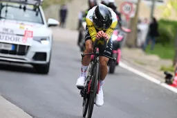 Vine omschrijft vermoeidheid: 'Als ik een auto was, zou mijn dashboard verlicht zijn als een kerstboom'