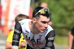 Ayuso 'had meer verwacht' van tijdrit, Almeida kijkt al met schuin oog naar Tourmalet-rit