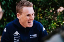 Ritwinnaar en feestvarken Mike Teunissen wordt naar eigen zeggen oud: 'Maar nog niet versleten'