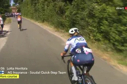 Jury onverbiddelijk: Henttala en Knaven gediskwalificeerd in Tour de France Femmes na hangen aan de wagen