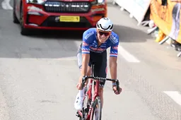 Verrassing! Van der Poel keert week eerder terug in de cross, meteen duel met Pidcock