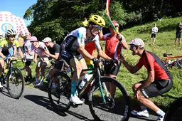 Bilbao is een briljante renner, geremd in een wereld vol sterren: 'Meest onder de indruk van Van Aert'