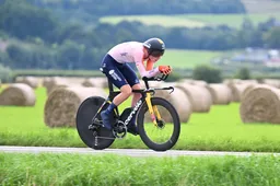 Loe van Belle met goed gevoel na WK tijdrijden: 'Er reden een paar exoten voor me, die kon ik lekker inhalen'