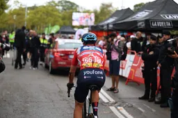 DSM-firmenich verliest rood en Onley, dag na tijdritstunt: 'Ik vind dat je moet koersen in alle condities'