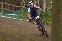 Pieterse pakt brons bij WK mountainbike, Ferrand-Prévot vernedert de rest richting vijfde (!) wereldtitel