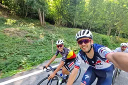 Als de coach het zegt... Asgreen deinst vanaf Milaan-Sanremo niet langer terug voor Van der Poel en co