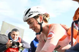 Bredewold wist even niet wat ze moest na bizar brons op EK: 'Wat een rollercoaster, what the fuck'