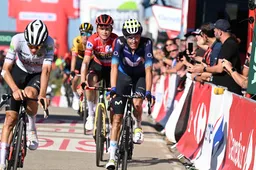 Mas hoopt in 2024 op veel duels met Pogacar: 'Als ik tegen Tadej rijd, zie je meestal een goeie Enric'