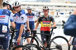 'Ze geven ook regen, dus het zal hectisch worden'; Evenepoel kijkt vooruit naar eerste test in Algarve