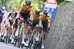 Jumbo-Visma heeft vervanger van trainer Van Aert binnen en pronkt met zwemcoach: 'Versterkingen van wereldklasse'