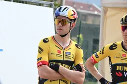 Zonneveld niet volledig overtuigd van Giro-keuze Van Aert: 'Gaat ten koste van tijdrit, sprint en explosiviteit'