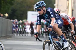 DSM-firmenich heeft goud in handen, maar de grote vraag is: wat voor renner is Frank van den Broek?