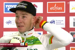 Sweeck gelukkig met podium: 'Ronhaar had ineens een serieuze demarrage in huis'