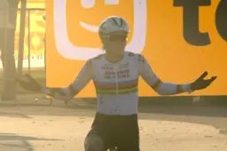 Van Empel verontschuldigt zich bijna voor 'bizarre' overmacht: 'Vanaf de eerste ronde mislukte alles'