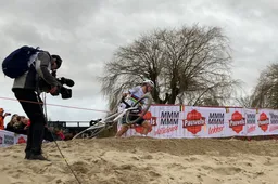 Voorbeschouwing Wereldbeker Antwerpen 2024 | UCI-paradepaardje brandt los met alle sterren aan de start