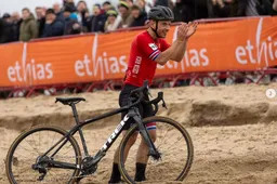 Geen WK-avontuur voor cultheld Nystrom, die werkt als tolk: 'Geldschieters draaiden de kraan dicht'