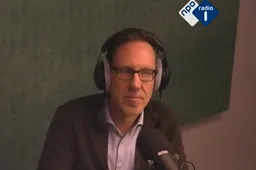 Gio Lippens stopt na 35 jaar als wielerverslaggever bij NOS: 'Mooi moment om stokje door te geven'