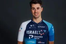 Ethan Vernon toont voorjaarsvorm met overmacht in openingsrit Tour des Alpes Maritimes