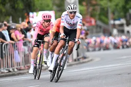 Del Toro dolgelukkig én heel moe na fraaie zege in Tour Down Under: 'Ik houd van chaos en besloot vol gas te gaan'