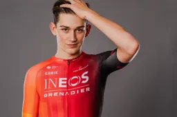 Josh Tarling verplettert concurrentie in vreemde tijdrit O Gran Camino, Kelderman dicht bij eerste zege sinds 2015