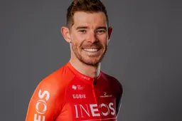 Trouwe INEOS-luitenant Rowe hangt zijn fiets eind 2024 aan de haak: 'Team stond altijd achter me'