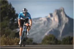 Oliver Naesen had skate-obsessie in jeugd: 'Met gebroken pols aan de start en toen: massaval en wéér breuken'