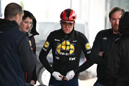 Vier zeges in zes koersdagen! Mads Pedersen vliegt, maar looft vooral nieuwe sprinttrein van Lidl-Trek