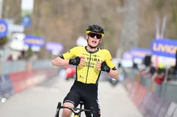 Ongenaakbare Vingegaard walst de concurrentie ook plat in koninginnenrit Tirreno-Adriatico