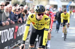 Visma | Lease a Bike (ongeschonden Vingegaard) en dsm-firmenich PostNL (Van Uden 5e) tevreden in Tirreno-Adriatico