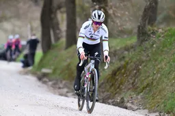 Minder klassiekers, minder koersen, maar met het grote doel in het achterhoofd: Kopecky zet alles op alles voor Tourwinst