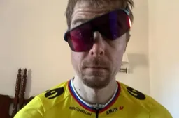 Tratnik stuurt postkaart vanop de Teide en daalt binnenkort af met Van Aert en Benoot: 'Rustdagen slepen een beetje aan'