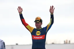 Pedersen zag kopman Skjelmose opgeven in Luxemburg, maar blijft strijdlustig: 'Uiteraard willen we meer'